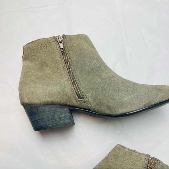 Kelsi Dagger Tan Suede Booties - Picture 10 of 12